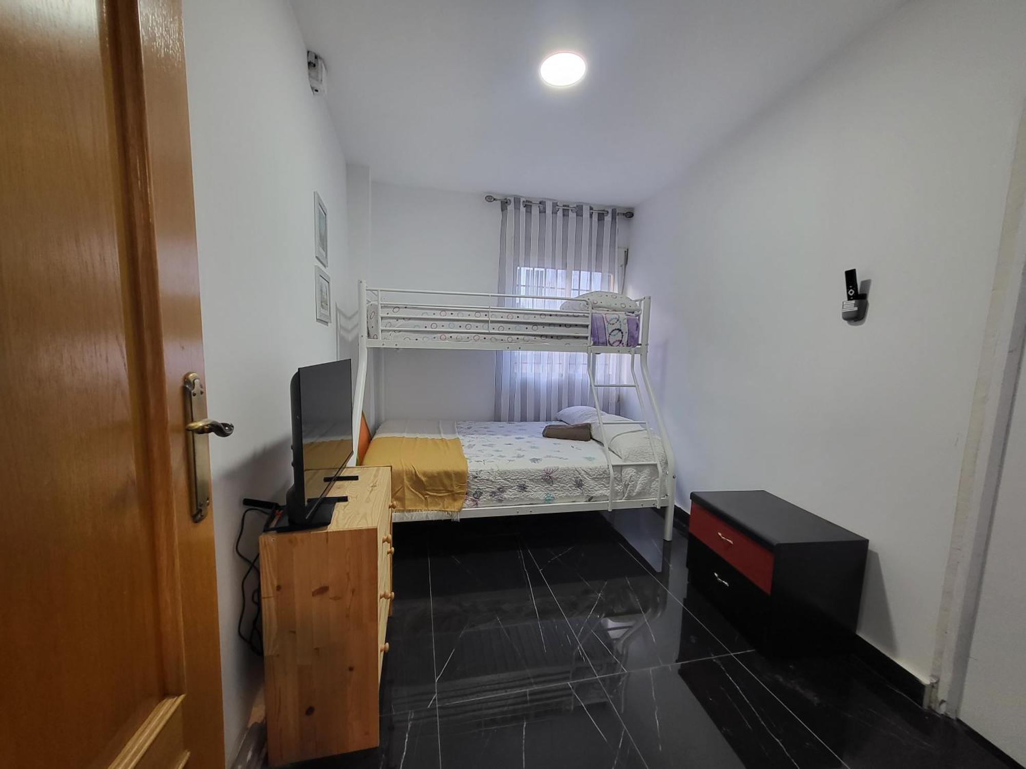 Ferienhaus Casa Oasis Puertollano, En Puertollano, Agradable, Con Piscina En Zona Tranquila *