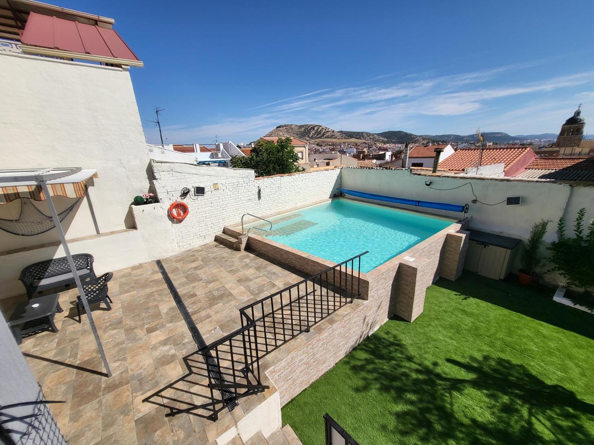 Ferienhaus Casa Oasis Puertollano, En Puertollano, Agradable, Con Piscina En Zona Tranquila Puertollano