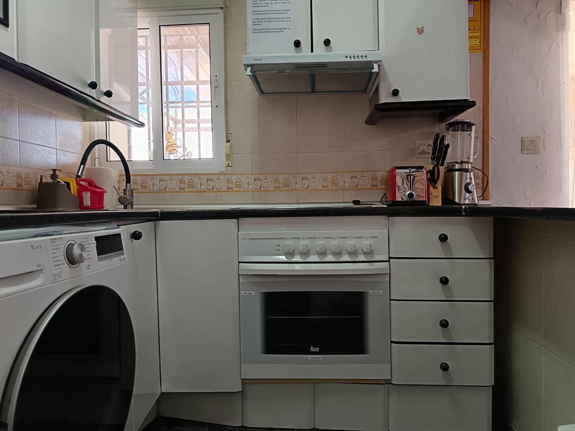 Casa Oasis Puertollano, En Puertollano, Agradable, Con Piscina En Zona Tranquila Ferienhaus *