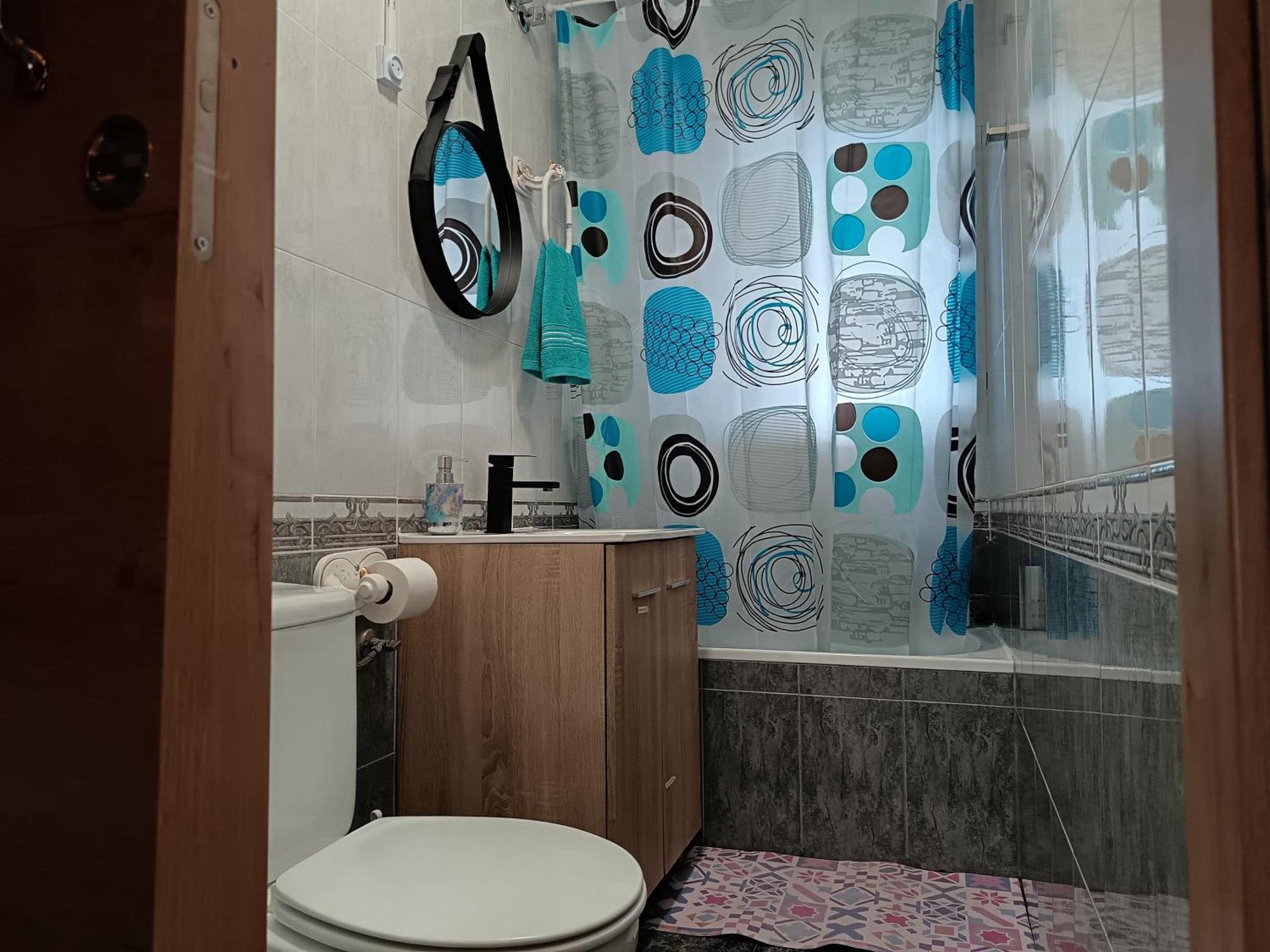 Casa Oasis Puertollano, En Puertollano, Agradable, Con Piscina En Zona Tranquila *