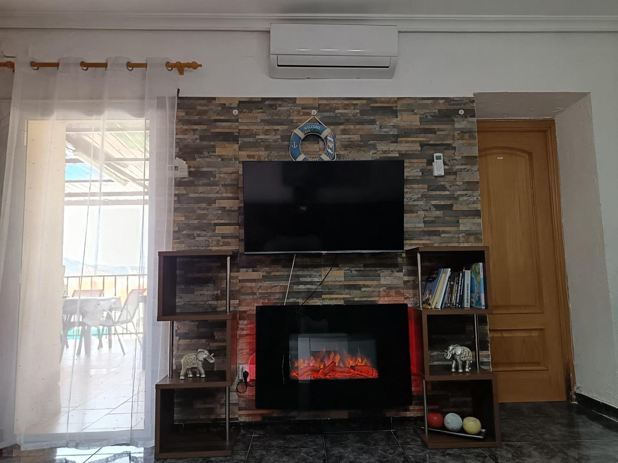 Casa Oasis Puertollano, En Puertollano, Agradable, Con Piscina En Zona Tranquila * Puertollano